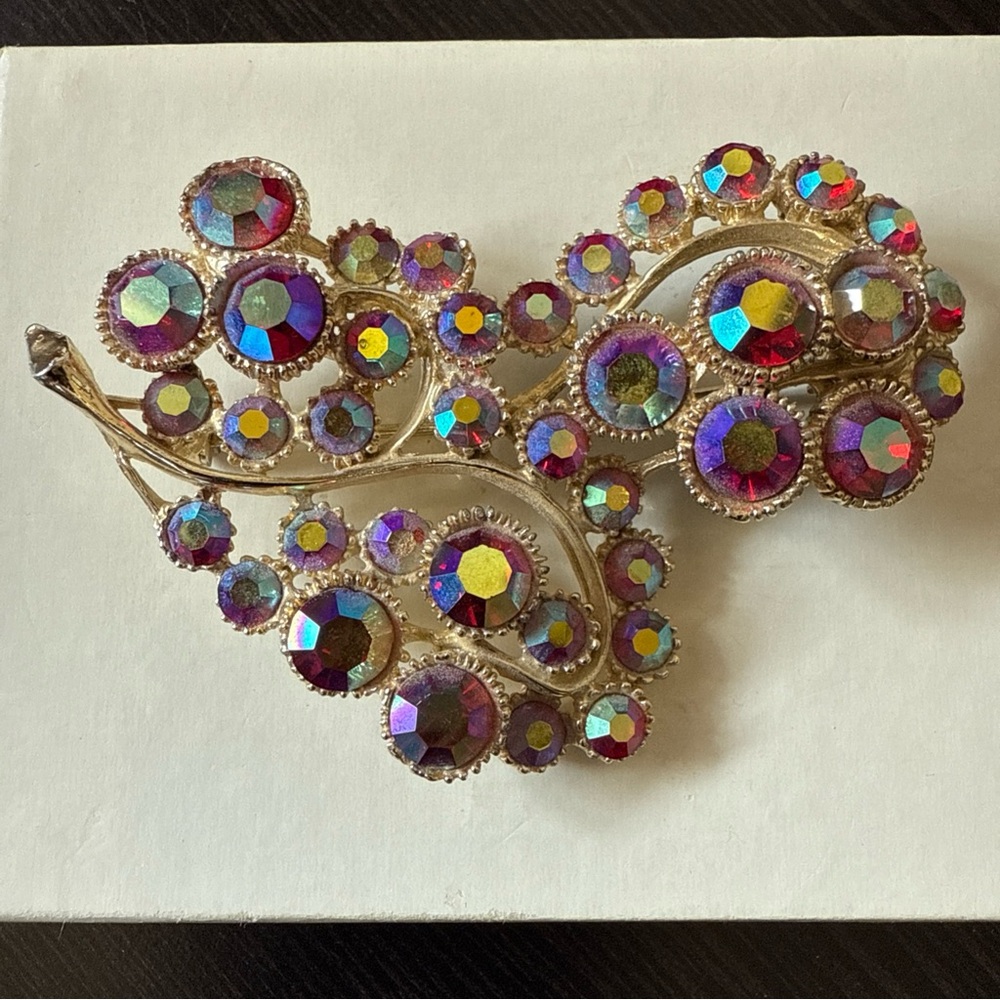 Vintage Signed BSK Aurora Borealis Rhinestone Brooch Pin